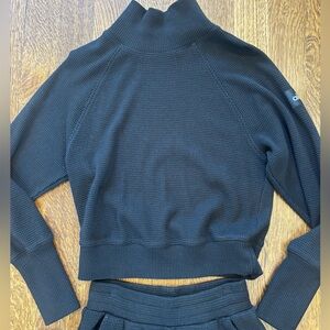 Allo Yoga Black Waffle Wave  Long Sleeve Mock Turtleneck